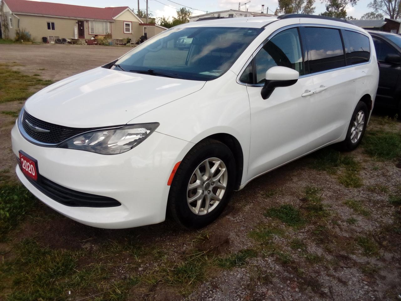 Used 2020 Chrysler Pacifica LX for sale in Leamington, ON