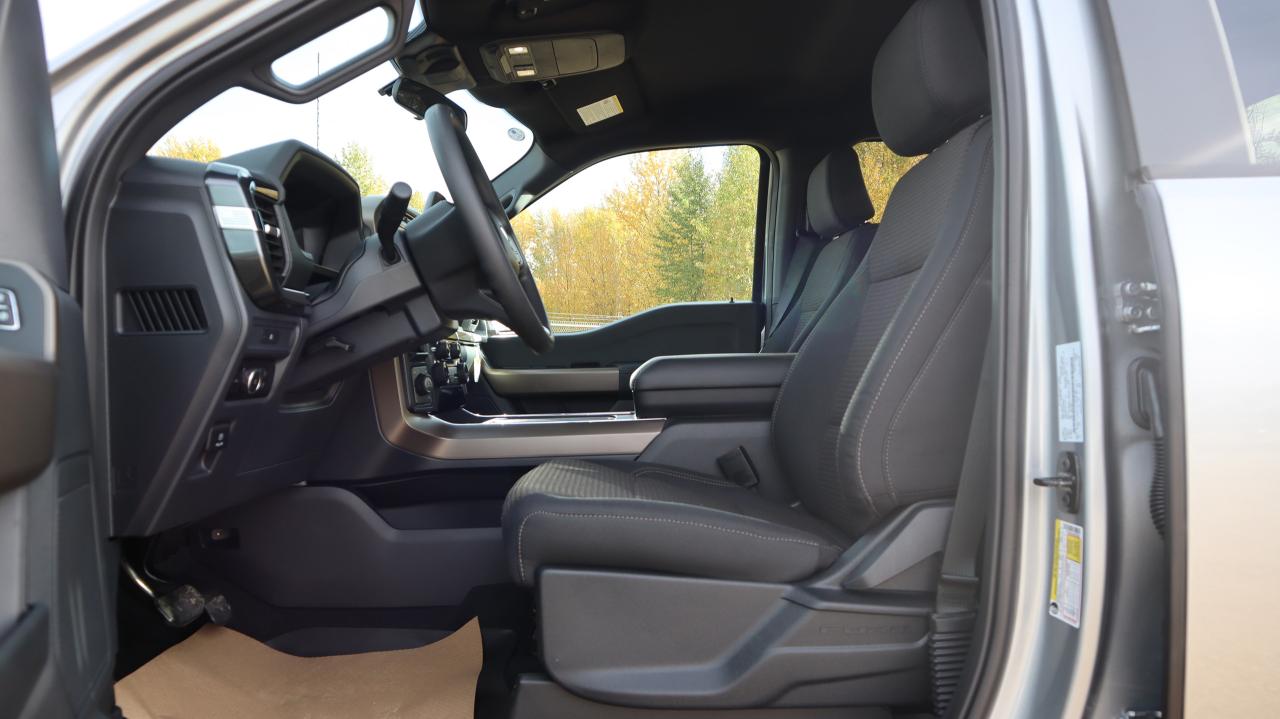 2025 Ford F-150 STX Photo5