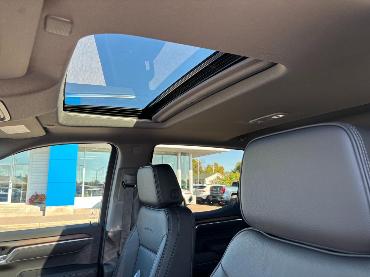 2026 GMC Sierra 1500 2026 GMC Sierra Denali 4WD Photo