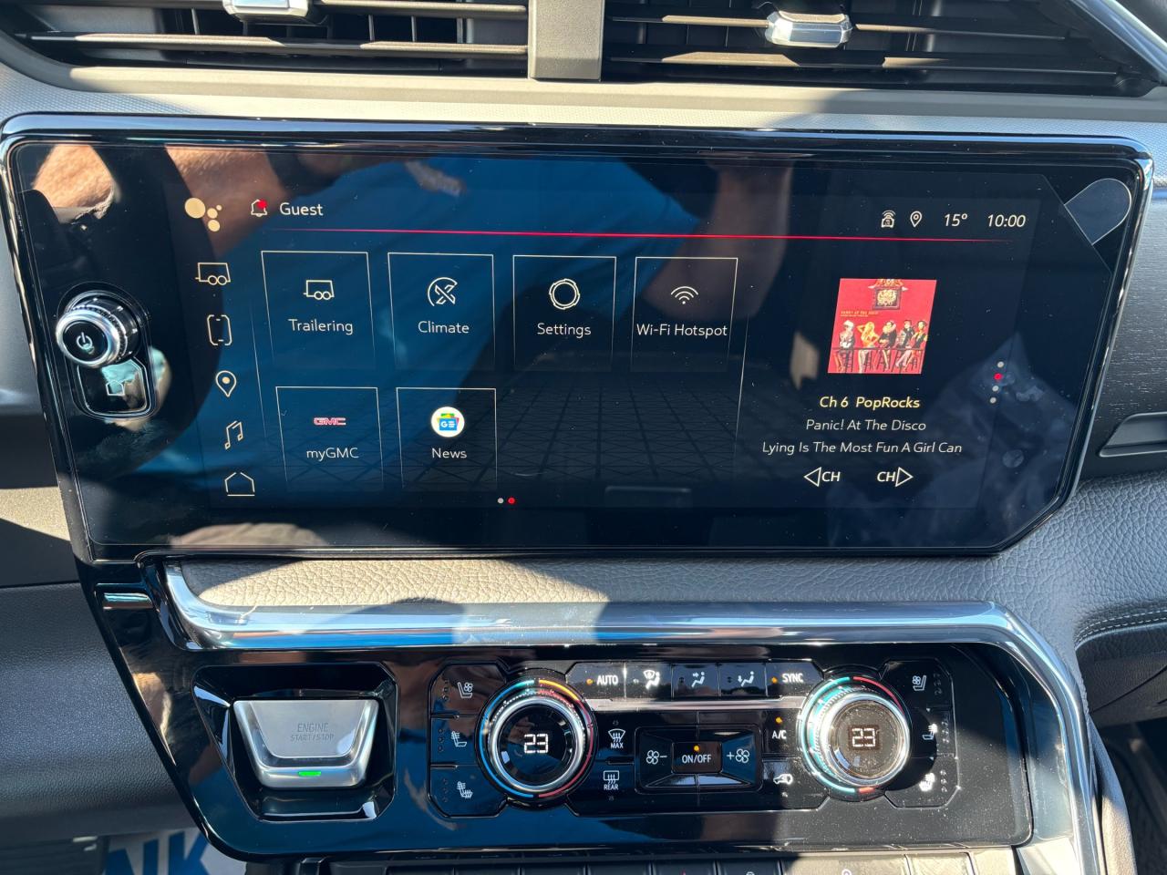 2026 GMC Sierra 1500 2026 GMC Sierra Denali 4WD Photo