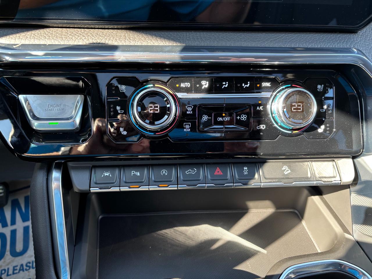 2026 GMC Sierra 1500 2026 GMC Sierra Denali 4WD Photo