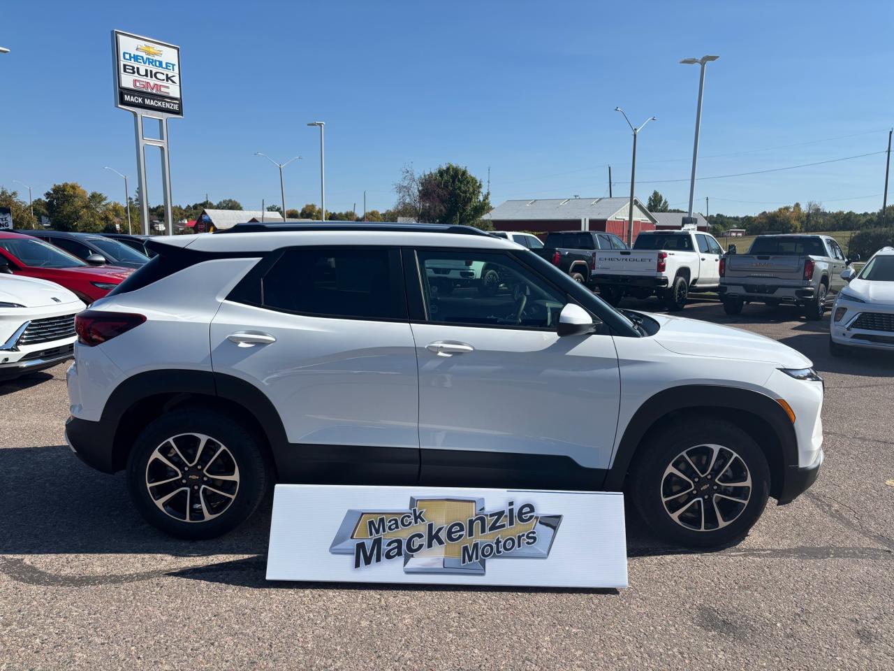 2026 Chevrolet TrailBlazer 2026 Chevrolet Trailblazer LT AWD Photo3