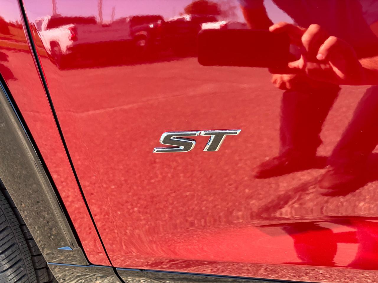 2026 Buick Enclave Sport Touring 2026 Buick Enclave ST Photo