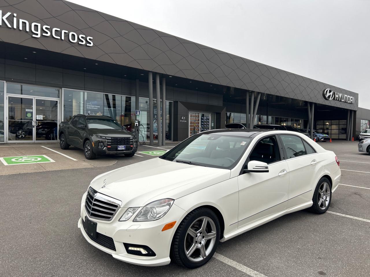 2011 Mercedes-Benz E-Class  Photo0