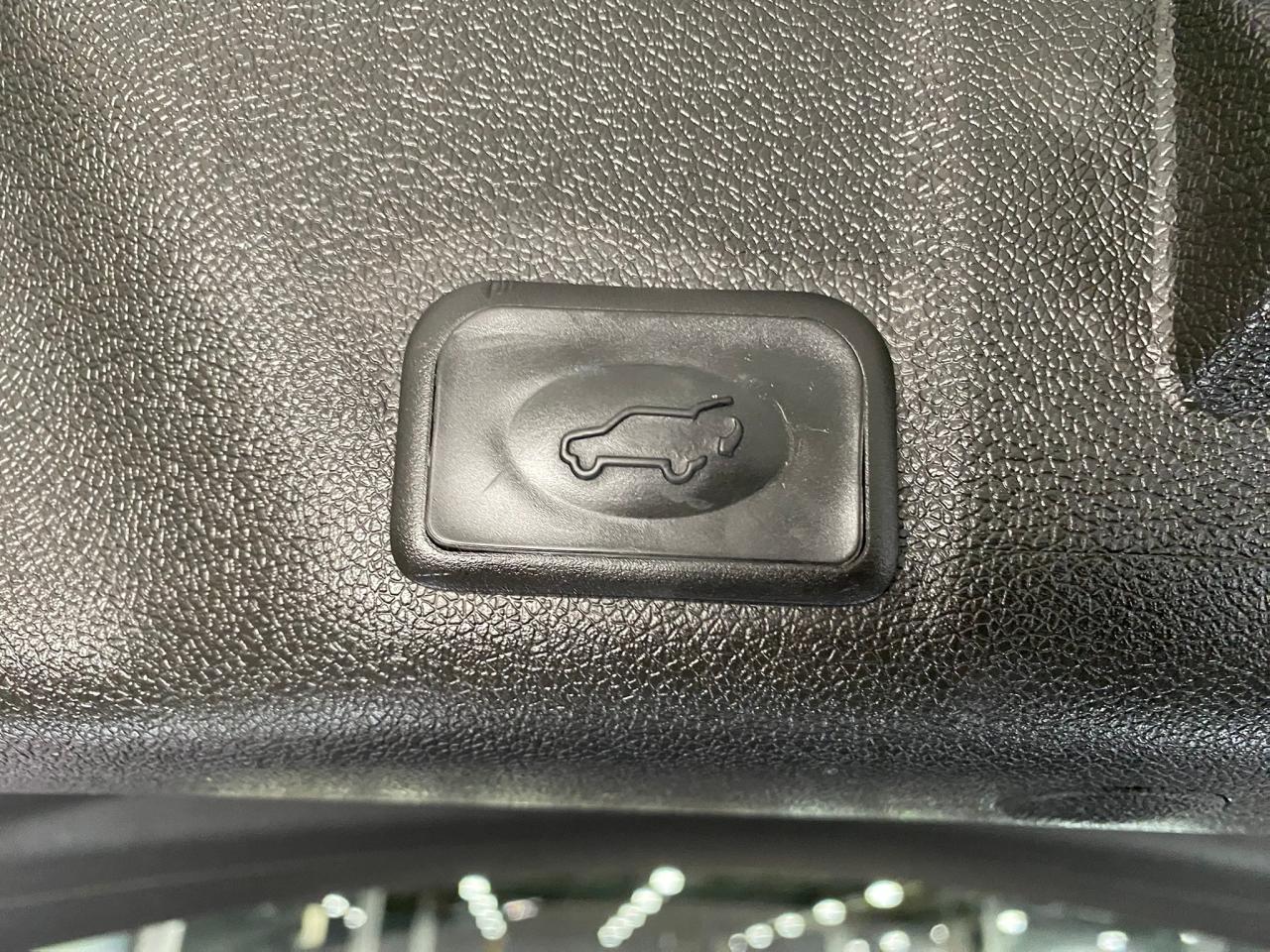 2014 GMC Acadia AWD 4DR SLE2 - Photo #17