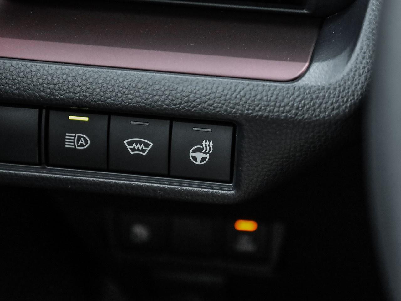 2026 Toyota Prius Plug-In Hybrid SE $1000 REBATE NOT APPLIED TO PRICE! Photo