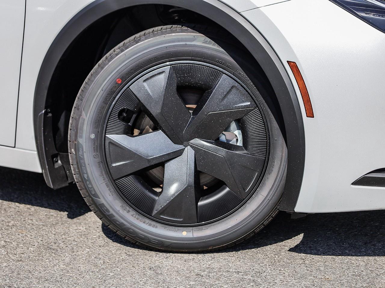 2026 Toyota Prius Plug-In Hybrid SE $1000 REBATE NOT APPLIED TO PRICE! Photo