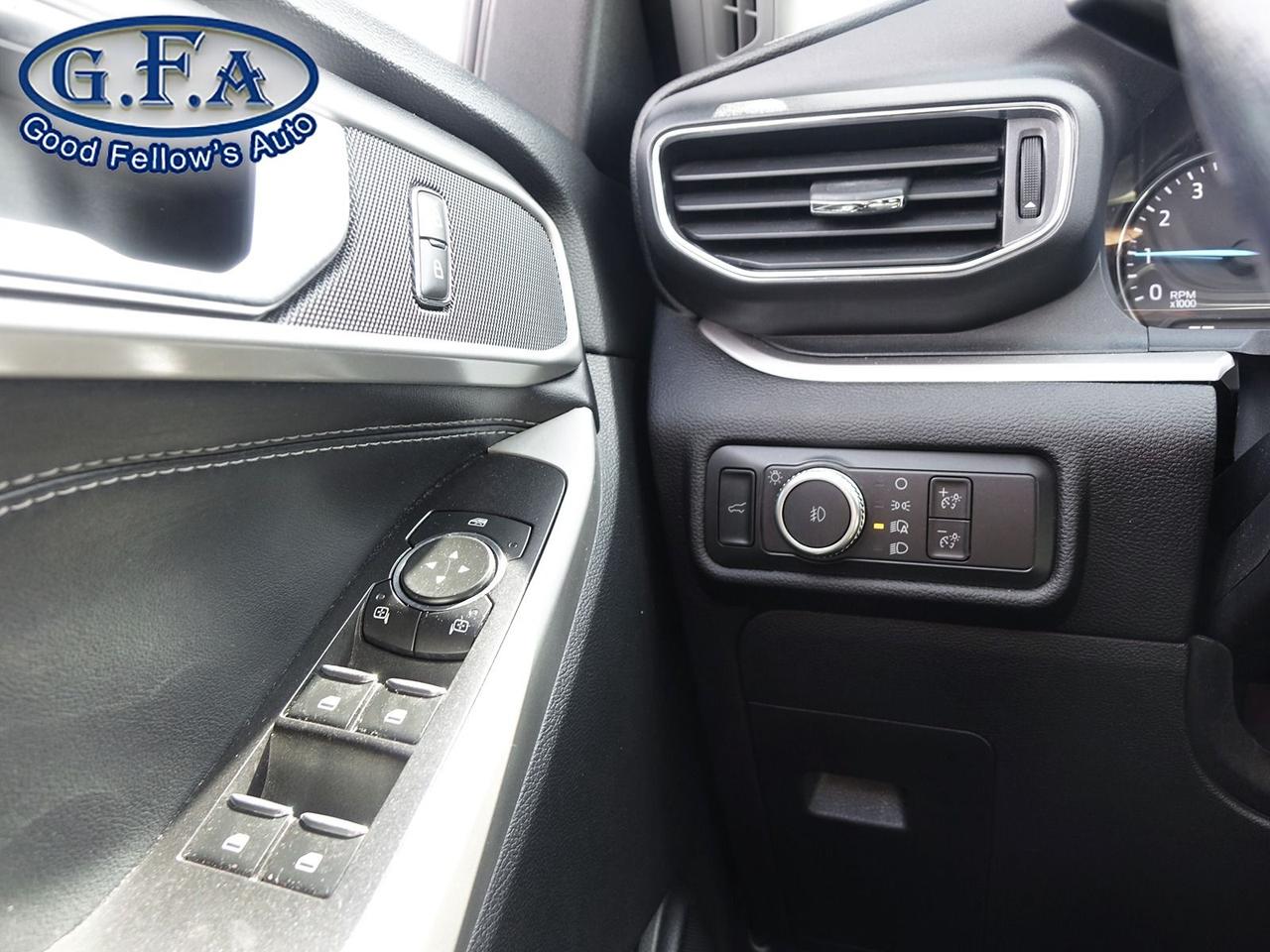 2022 Ford Explorer XLT MODEL, ECOBOOST, AWD, 6 PASSENGER, LEATHER SEA Photo