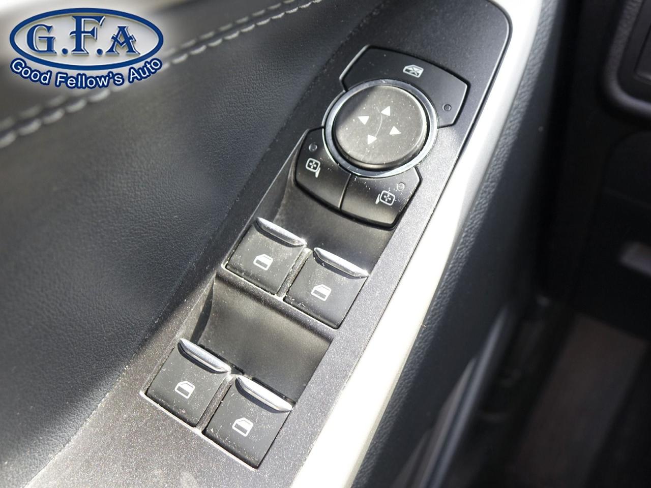 2022 Ford Explorer XLT MODEL, ECOBOOST, AWD, 6 PASSENGER, LEATHER SEA Photo