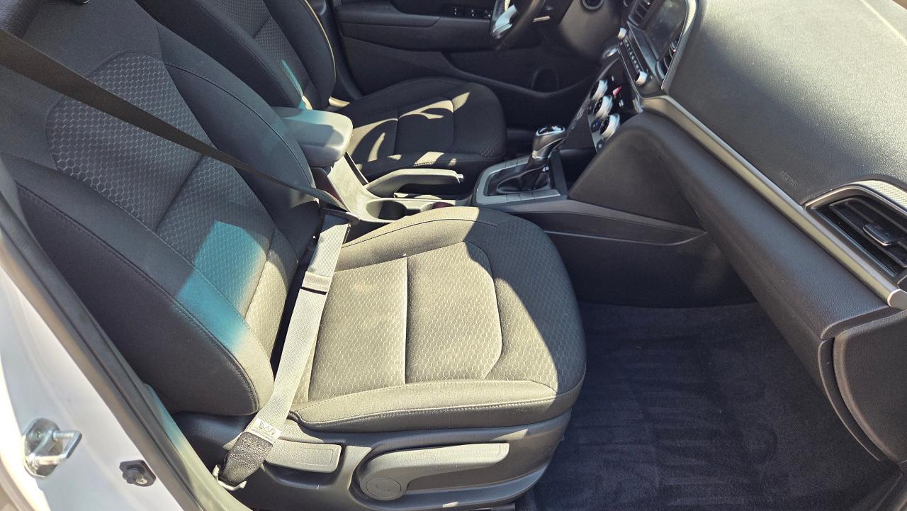 2020 Hyundai Elantra SEL LaneDeparture/CollisionAvoid/BlindSpot/P-Moon - Photo #8