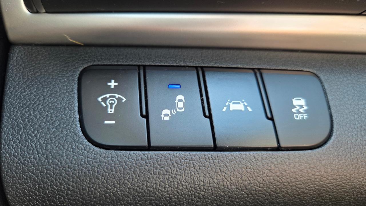 2020 Hyundai Elantra SEL LaneDeparture/CollisionAvoid/BlindSpot/P-Moon - Photo #20