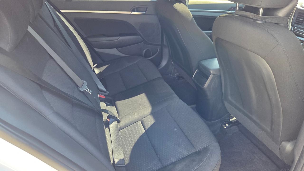 2020 Hyundai Elantra SEL LaneDeparture/CollisionAvoid/BlindSpot/P-Moon - Photo #9