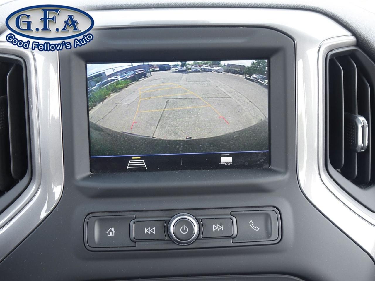 2022 Chevrolet Silverado 4X4, CREW CAB, 6 PASSENGER, REARVIEW CAMERA, NAVIG Photo16
