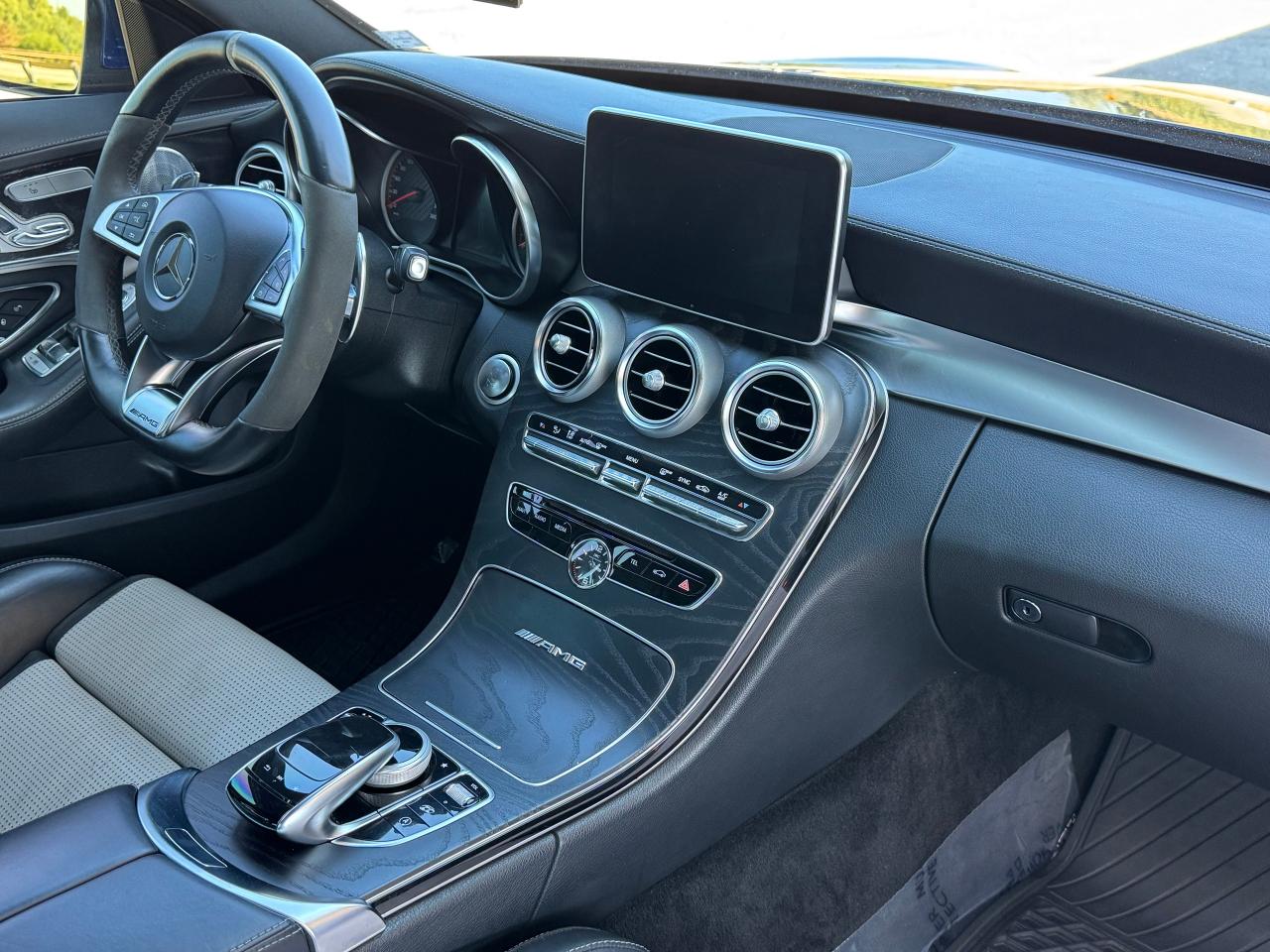 2017 Mercedes-Benz C-Class AMG C63 S **CLEAN CARFAX** - Photo #35