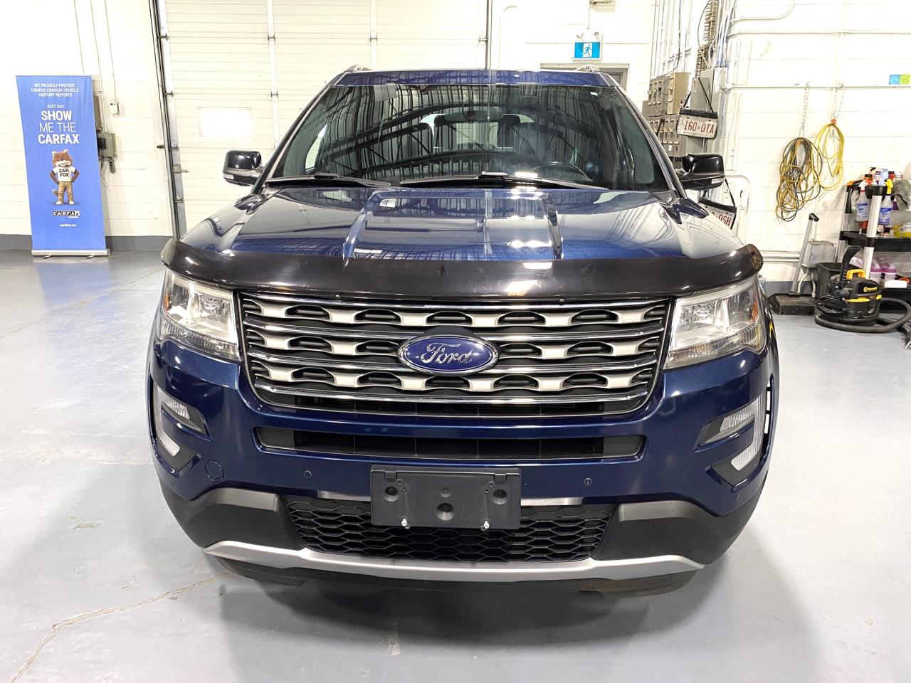 2017 Ford Explorer XLT - Photo #7