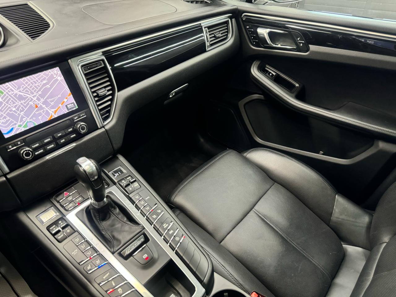 2017 Porsche Macan S|V6|NAV|BACKUP|BSM|LKA|PANO|BOSE SOUND| - Photo #24