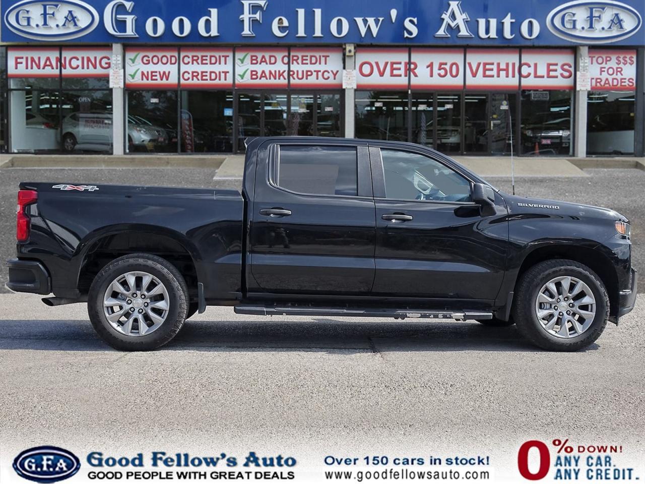 2022 Chevrolet Silverado 4X4, CREW CAB, 6 PASSENGER, REARVIEW CAMERA, NAVIG - Photo #2