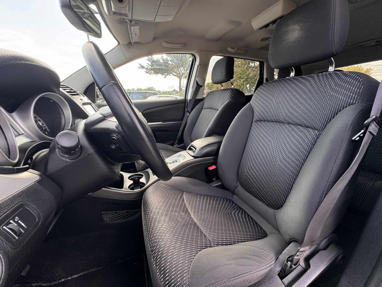2016 Dodge Journey SXT - Photo #8