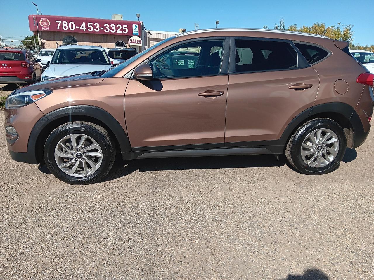 2016 Hyundai Tucson Premium AWD, Htd Seats, BU Cam - Photo #5