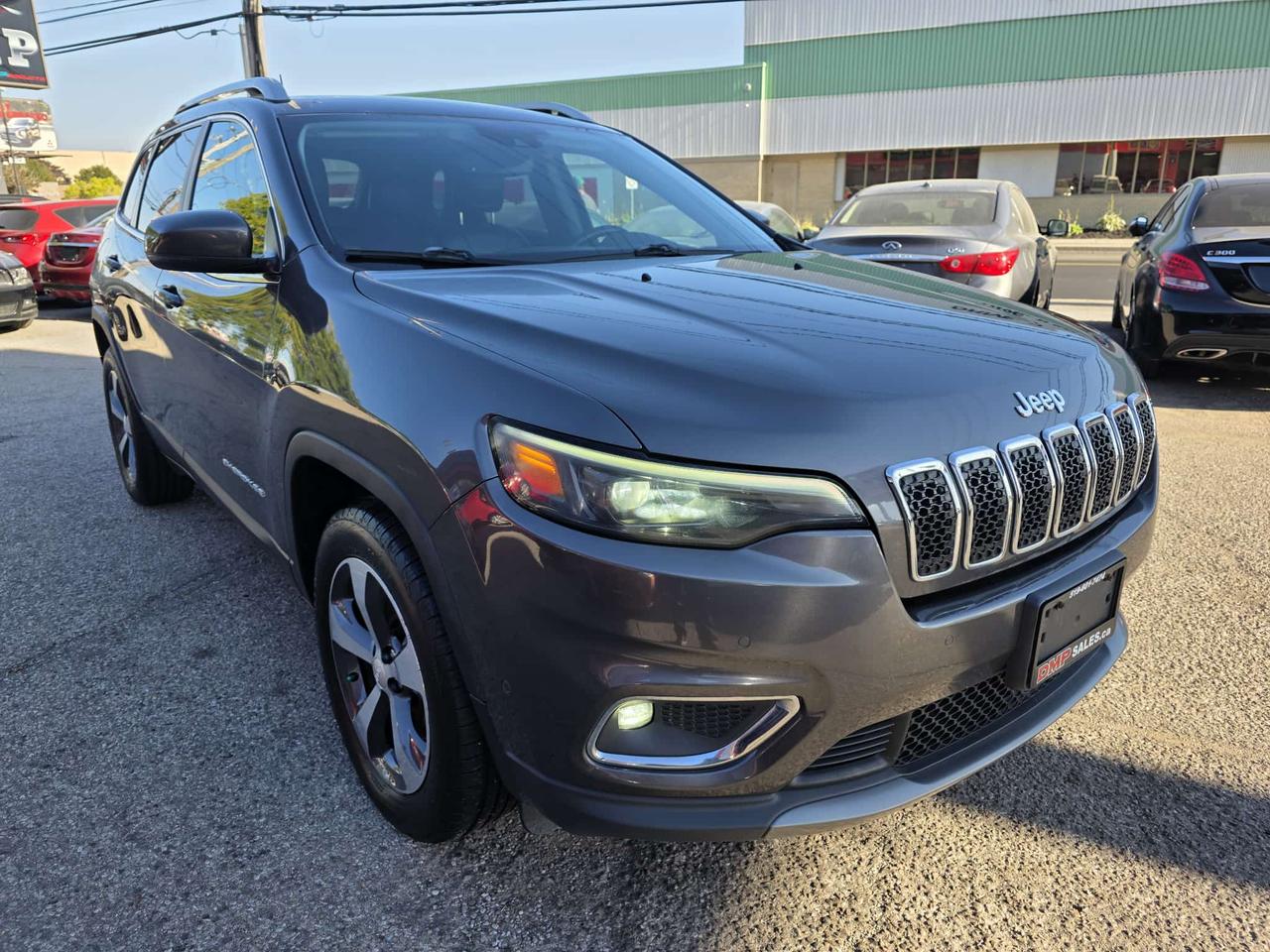 2019 Jeep Cherokee Limited 4X4 Photo