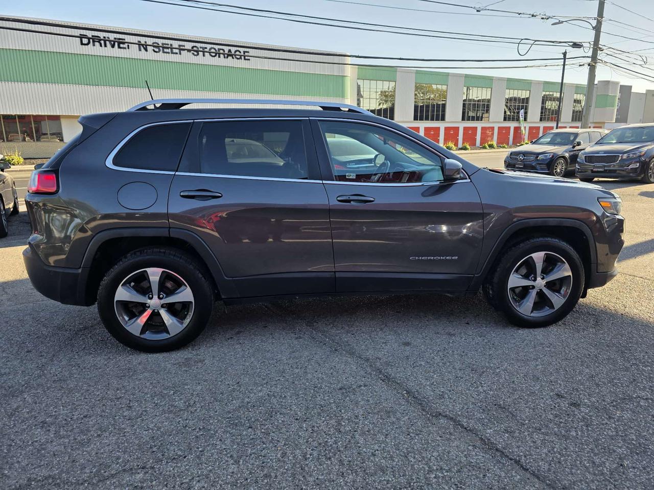 2019 Jeep Cherokee Limited 4X4 Photo