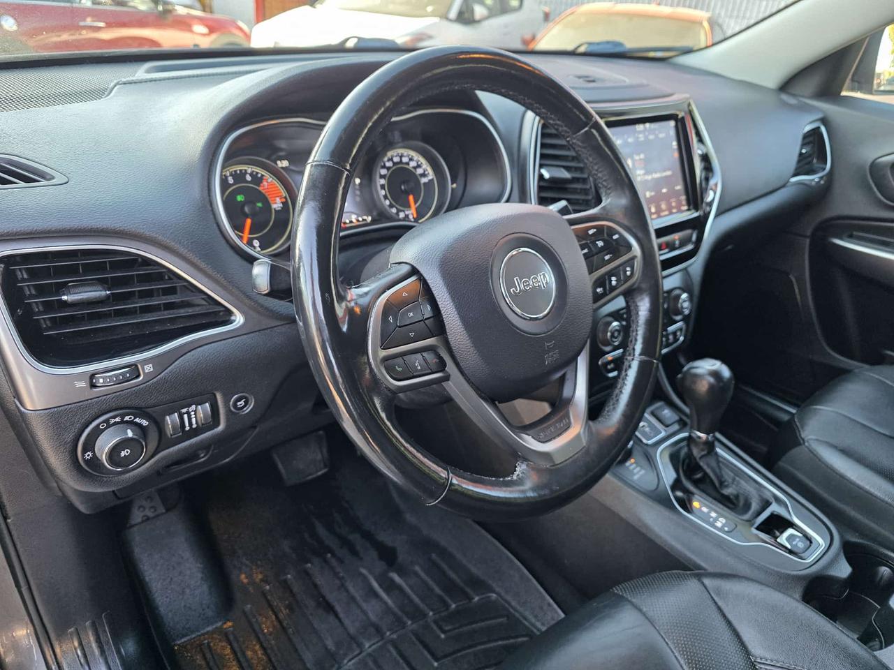 2019 Jeep Cherokee Limited 4X4 Photo