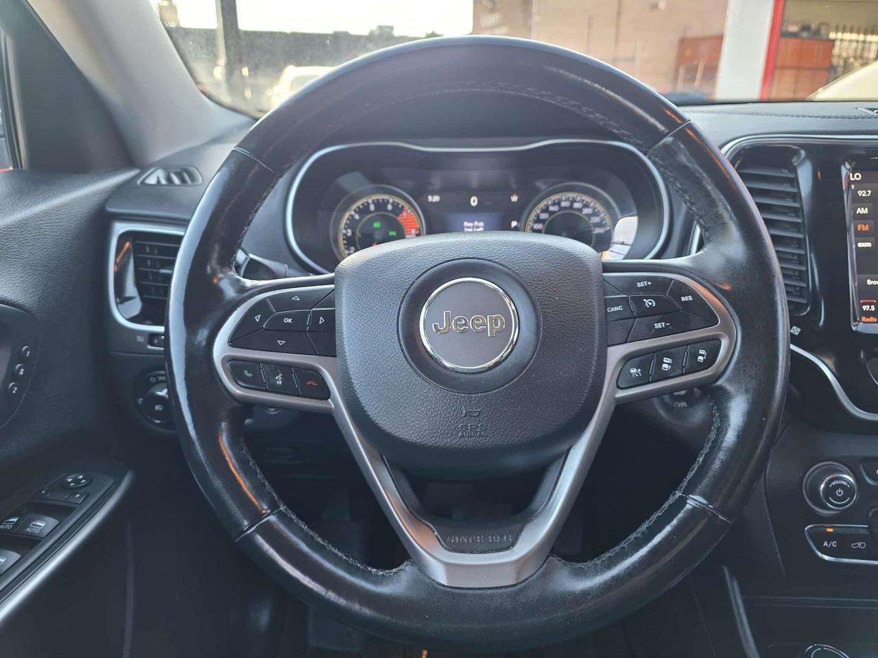 2019 Jeep Cherokee Limited 4X4 Photo