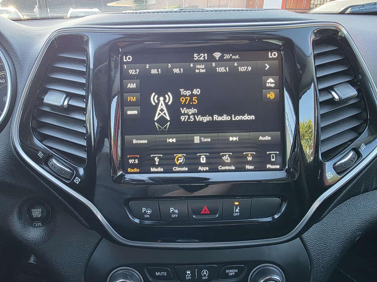 2019 Jeep Cherokee Limited 4X4 Photo