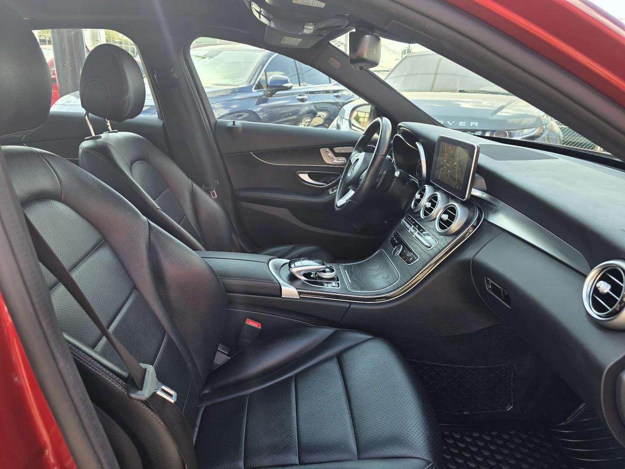2016 Mercedes-Benz C-Class C 300 4MATIC Photo