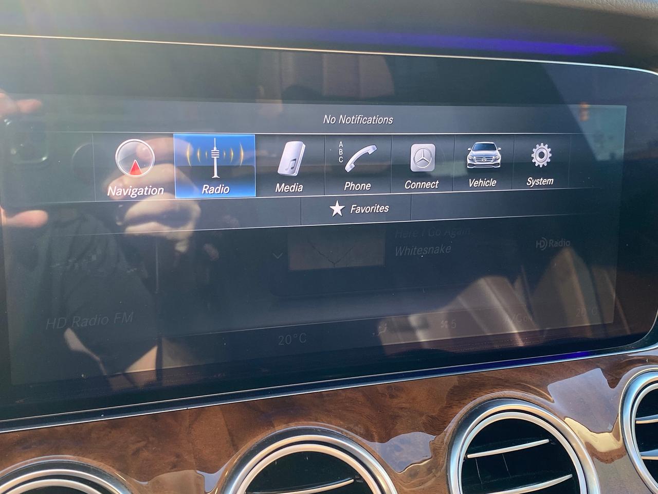 2017 Mercedes-Benz E-Class E 400 4MATIC Photo