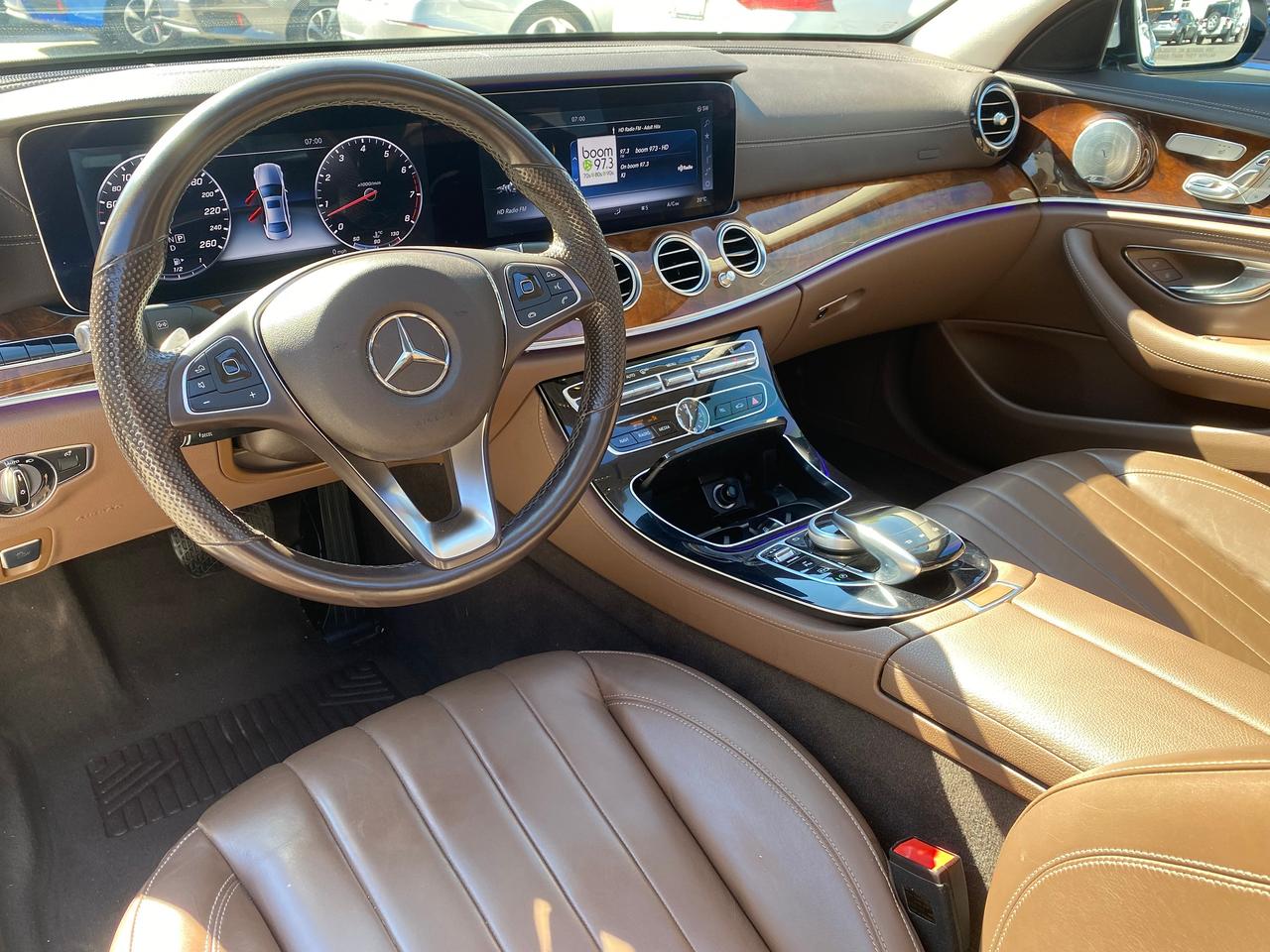 2017 Mercedes-Benz E-Class E 400 4MATIC Photo
