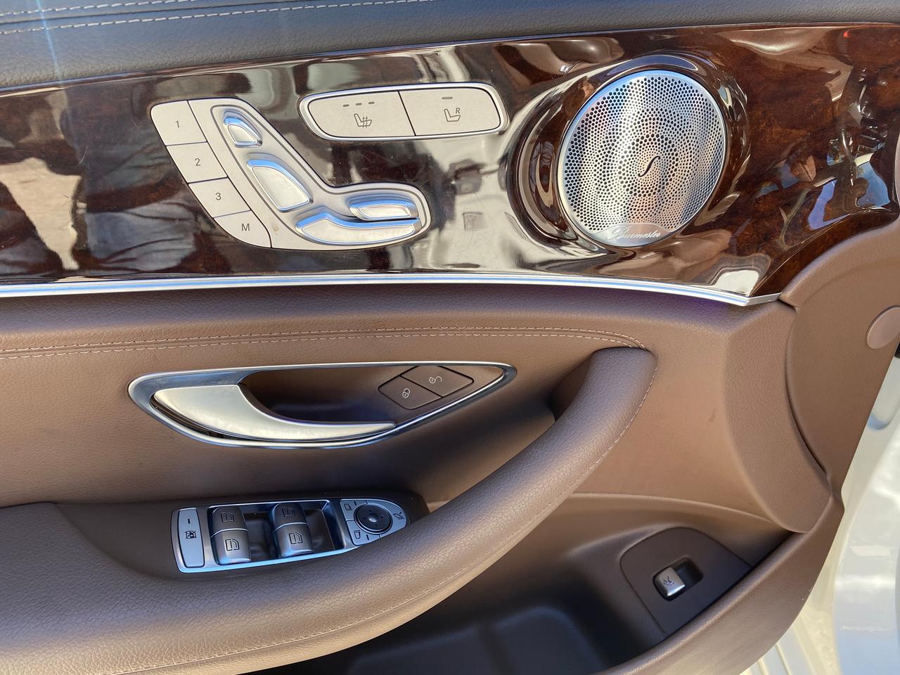 2017 Mercedes-Benz E-Class E 400 4MATIC Photo