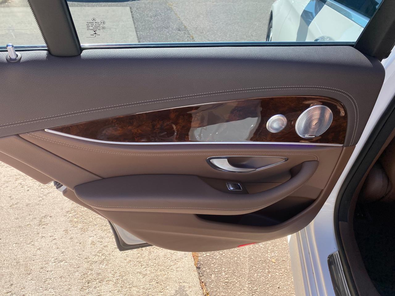 2017 Mercedes-Benz E-Class E 400 4MATIC - Photo #27