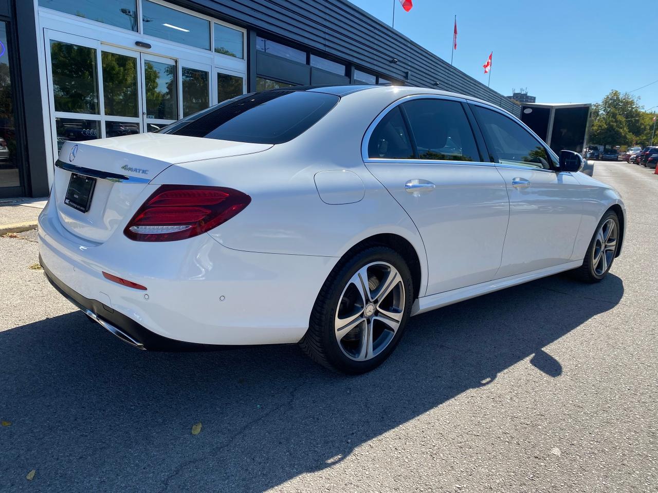 2017 Mercedes-Benz E-Class E 400 4MATIC - Photo #5