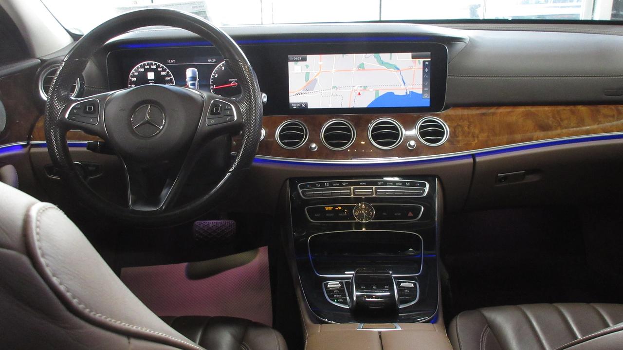 2017 Mercedes-Benz E-Class E 400 4MATIC Photo