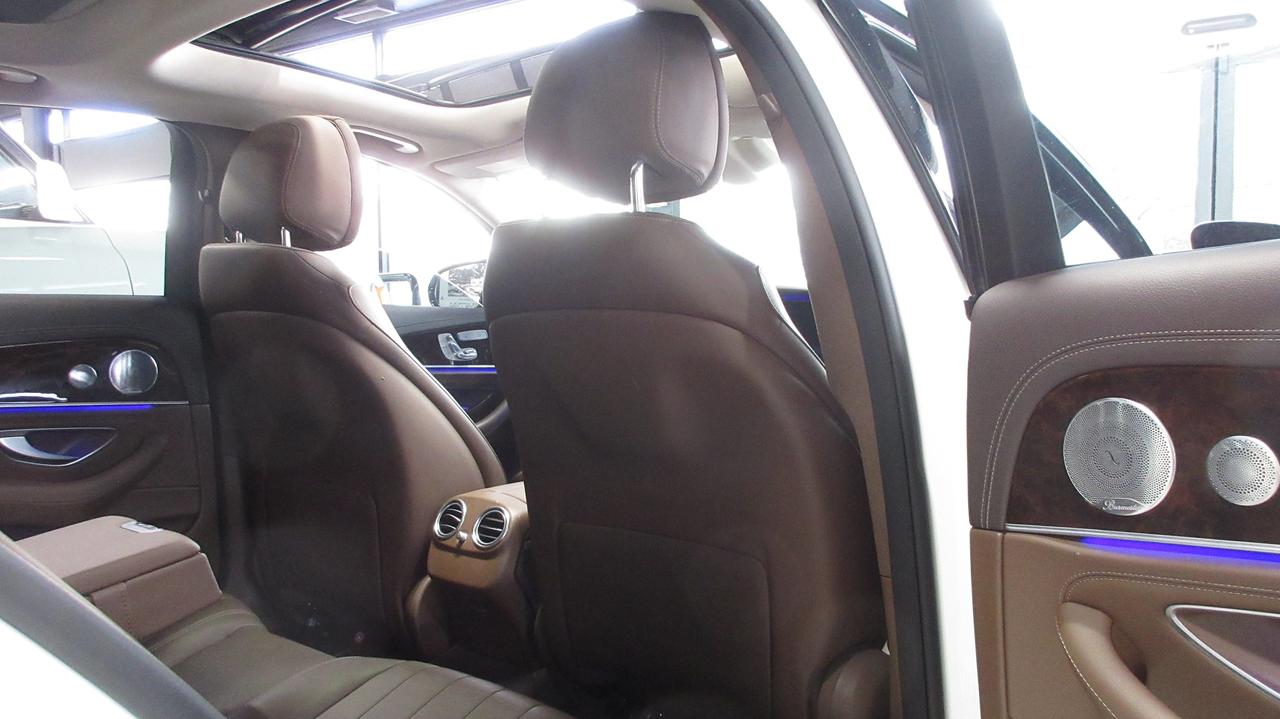 2017 Mercedes-Benz E-Class E 400 4MATIC Photo