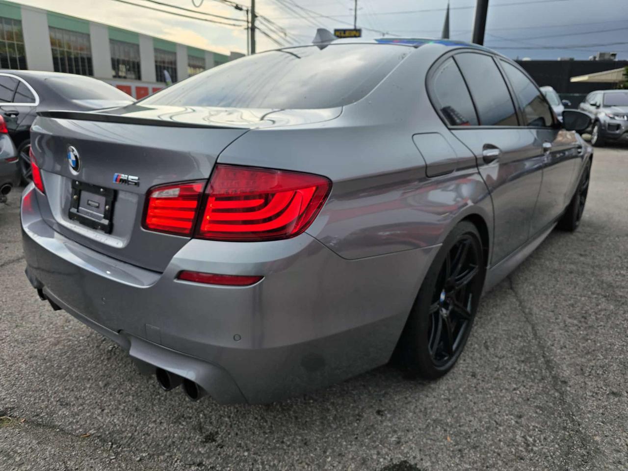 2013 BMW M5  Photo