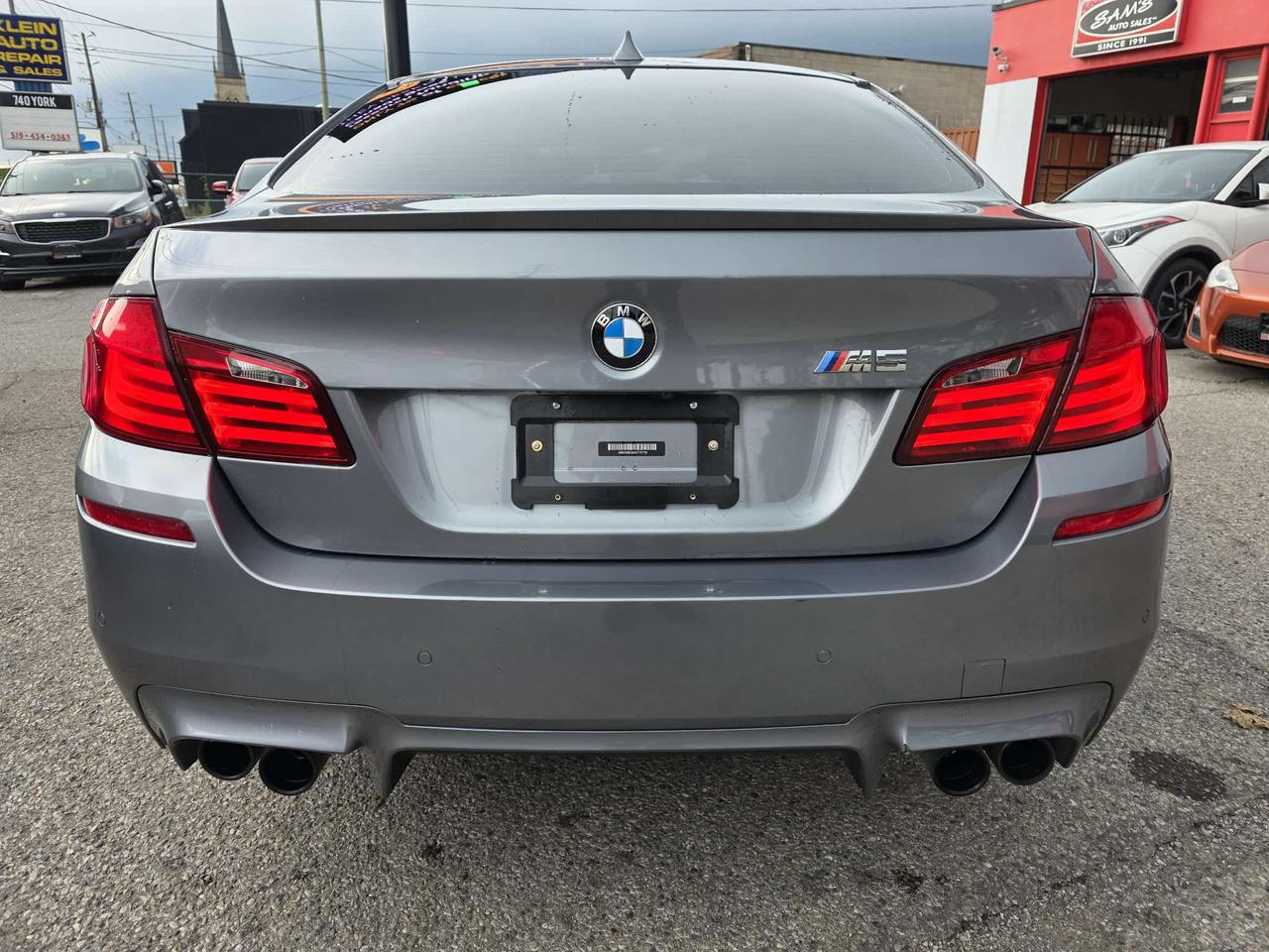 2013 BMW M5  Photo