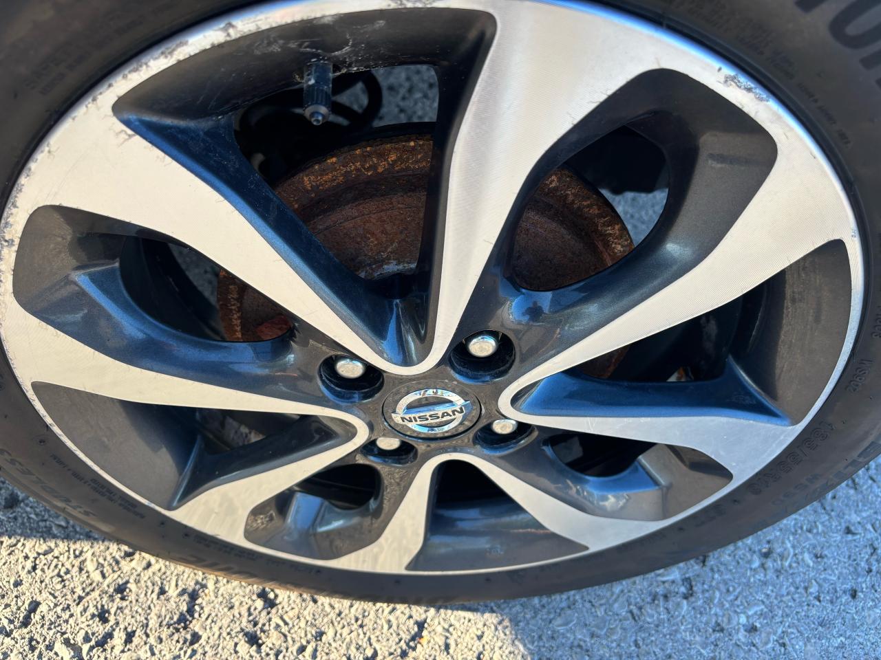2019 Nissan Micra SR, Auto, Air, Back-Up-Camera, Alloy Wheels - Photo #17
