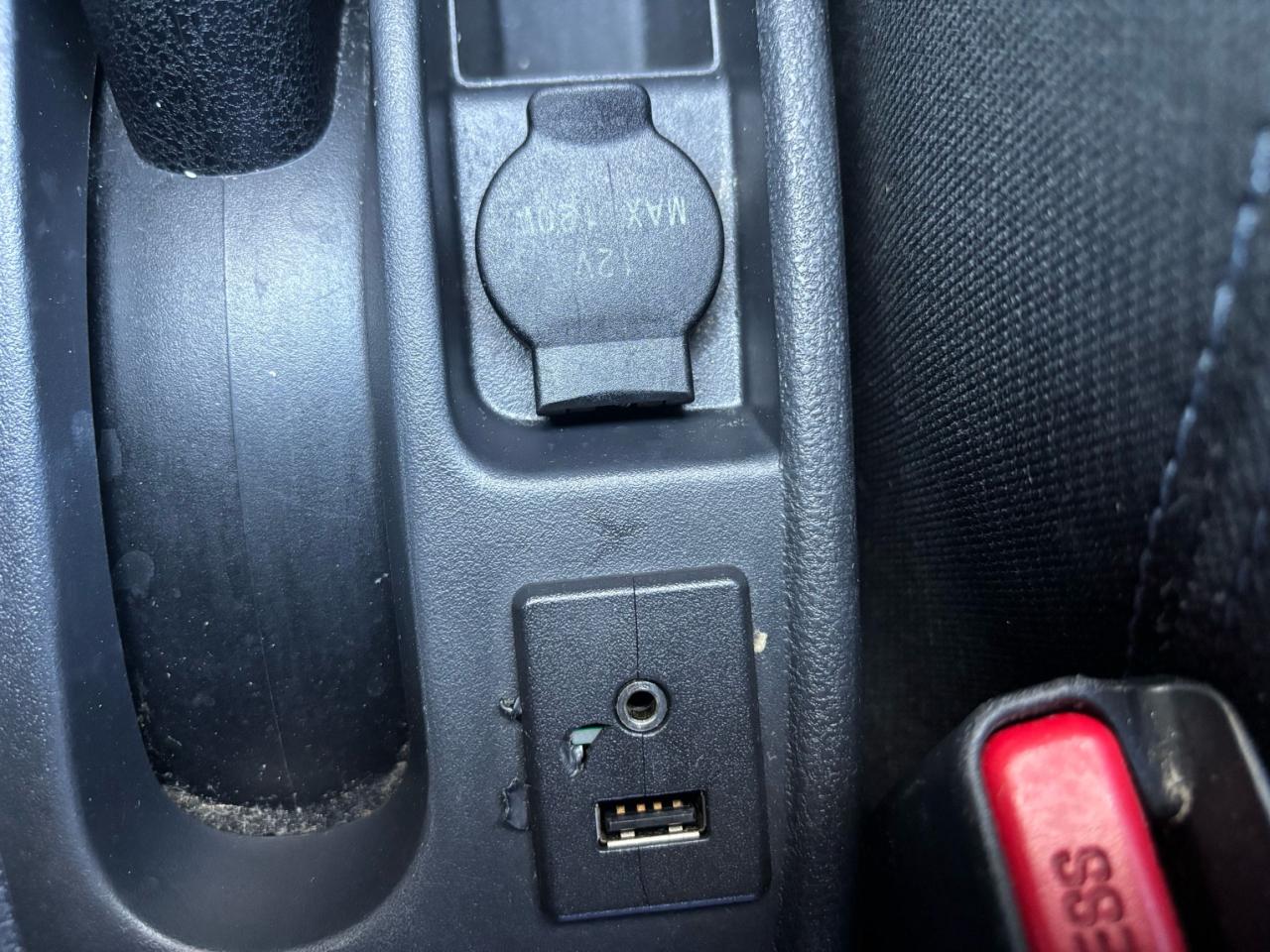 2019 Nissan Micra SR, Auto, Air, Back-Up-Camera, Alloy Wheels