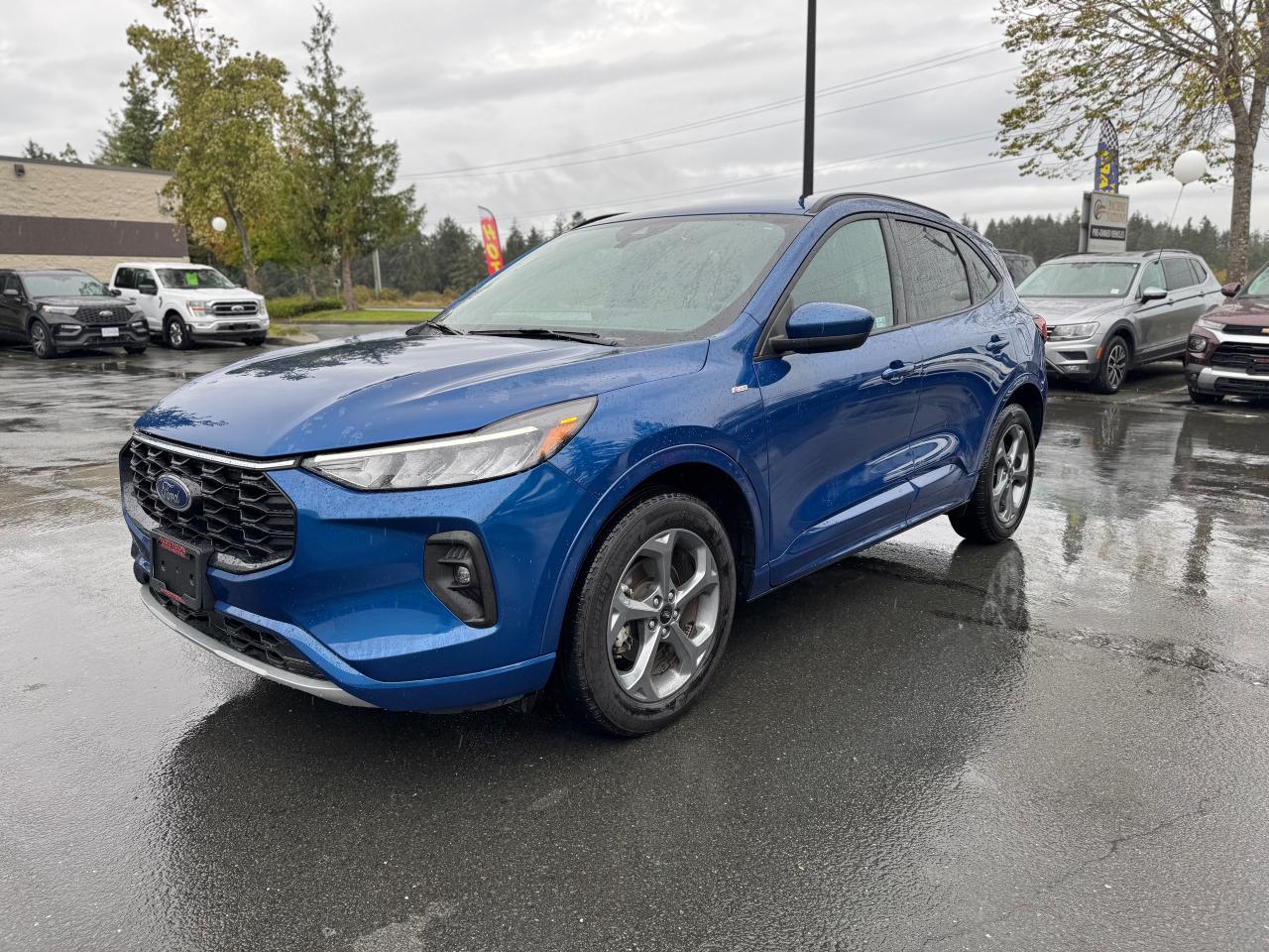 Used 2023 Ford Escape ST-Line Select for sale in Campbell River, BC