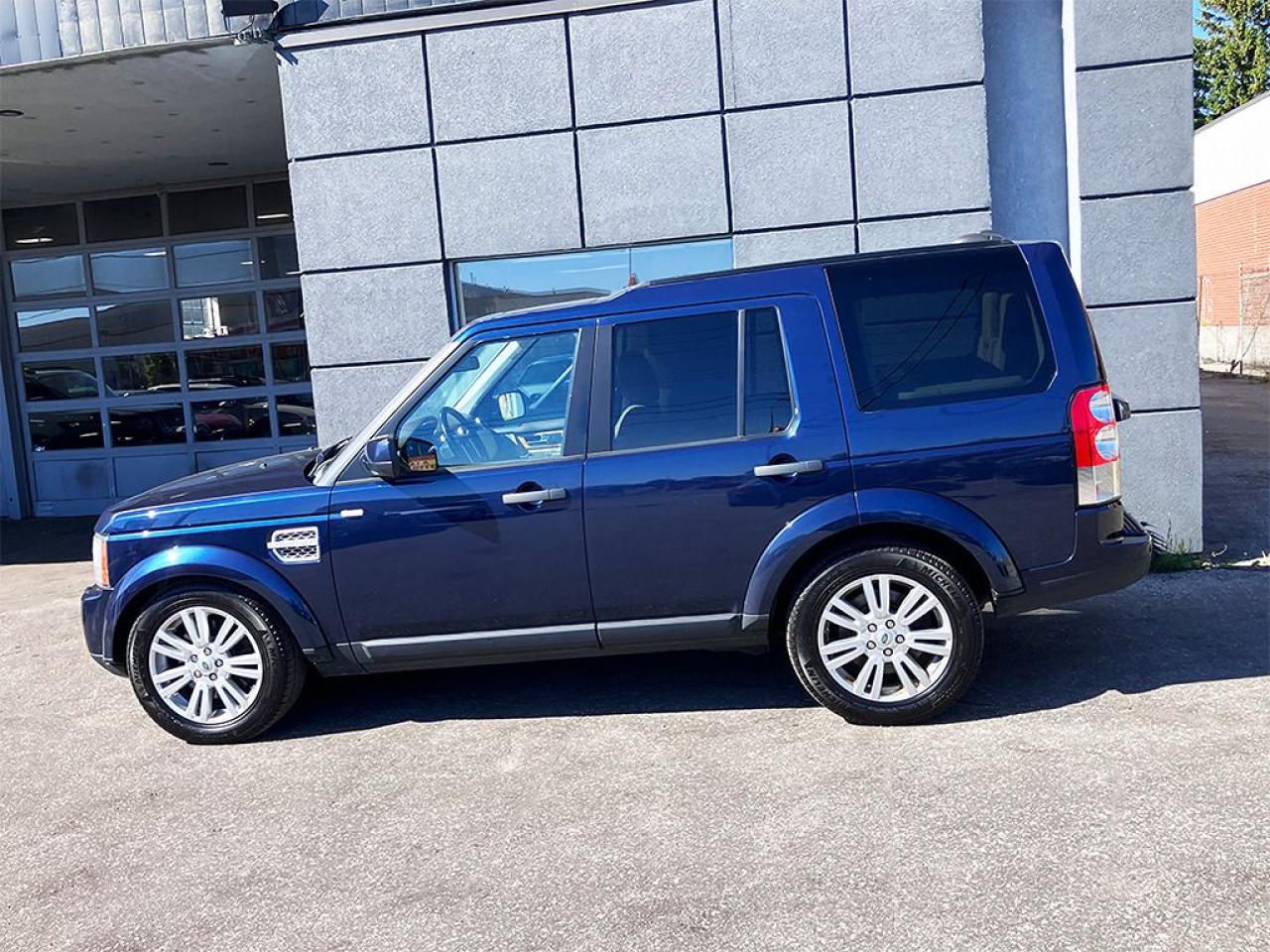 2012 Land Rover LR4 HSE | NAVI | HARMAN KARDON | 19in ALLOYS | 7 SEATS - Photo #6