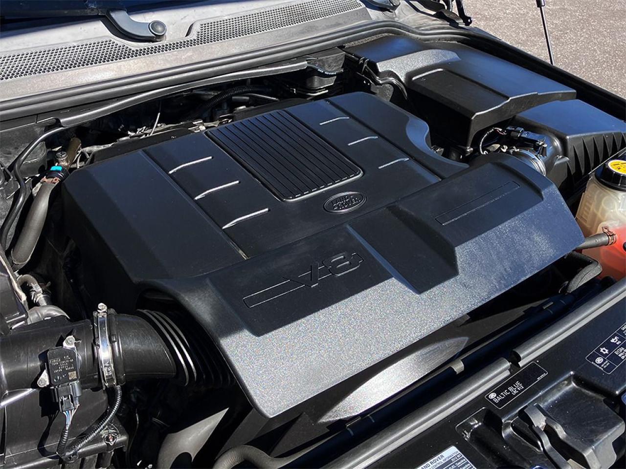 2012 Land Rover LR4 HSE | NAVI | HARMAN KARDON | 19in ALLOYS | 7 SEATS - Photo #14