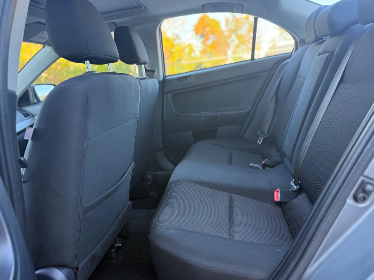 2013 Mitsubishi Lancer SE - Photo #11