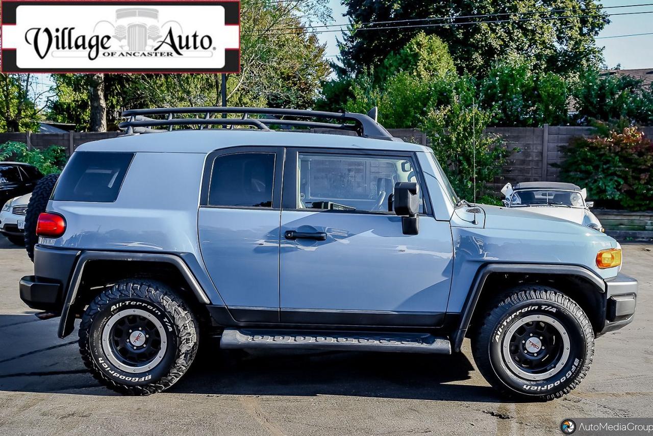 2014 Toyota FJ Cruiser Trails Team Edition