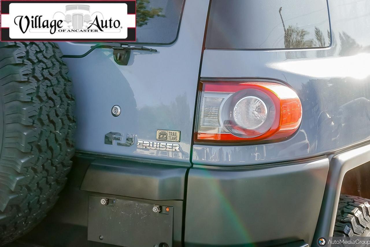 2014 Toyota FJ Cruiser Trails Team Edition