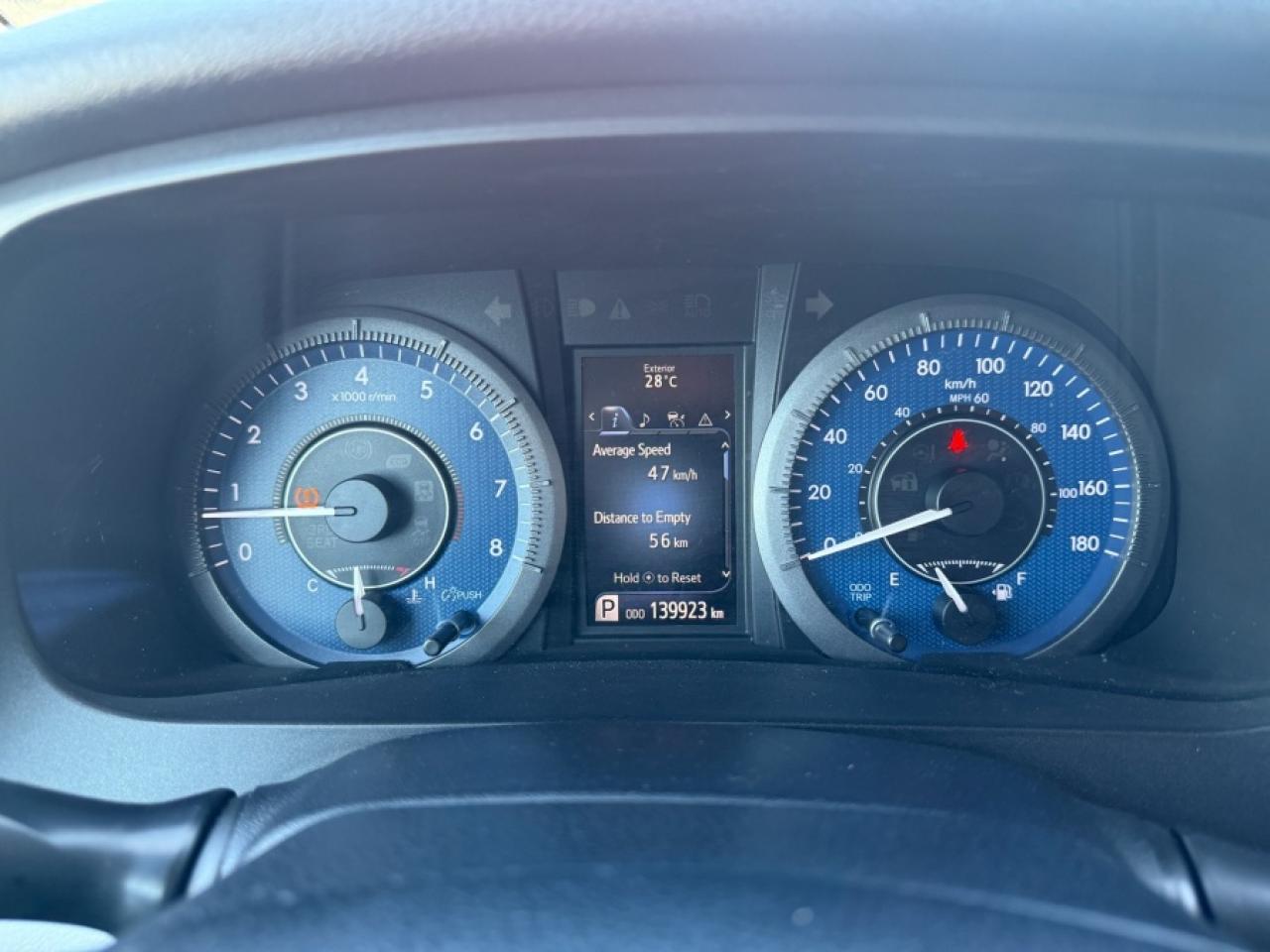 2020 Toyota Sienna LE/ 8-PASSENGER/ REAR CAMERA/ V6 - Photo #12