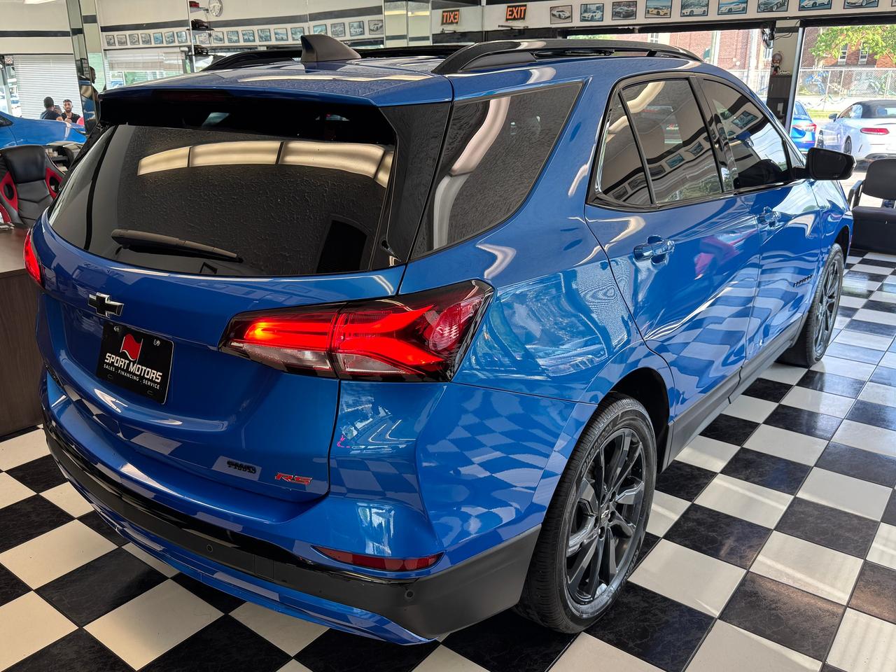 2024 Chevrolet Equinox AWD RS+Leather+Roof+BSM+ONE OWNER+CLEAN CARFAX Photo