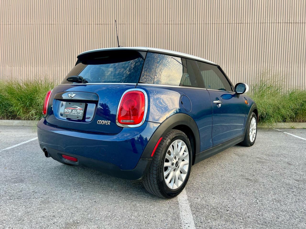 2016 MINI Cooper Base - Photo #4