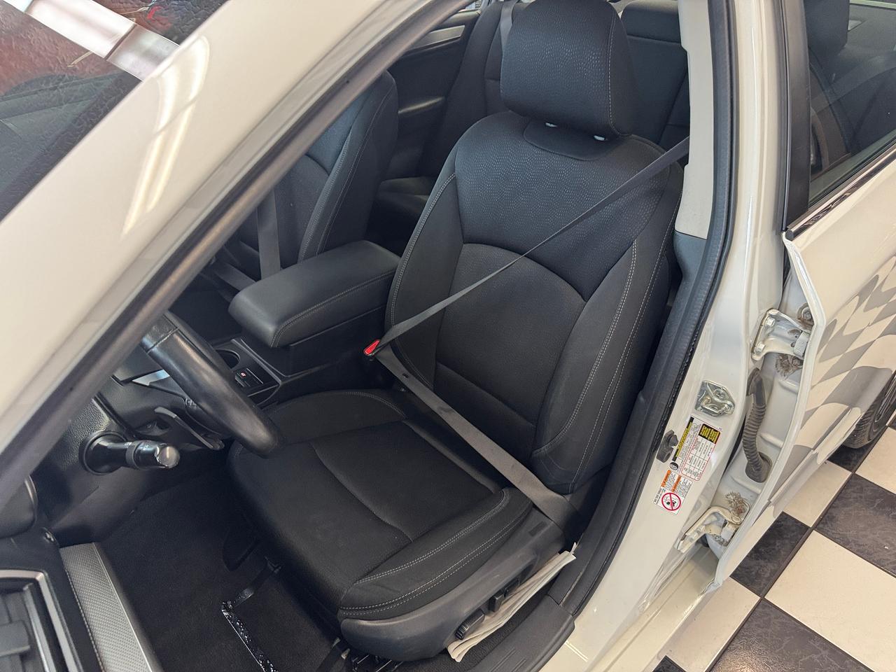 2018 Subaru Legacy 2.5i Touring+Roof+ApplePlay+CLEAN CARFAX Photo